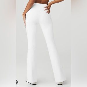 High Waisted Alo Flare leggings